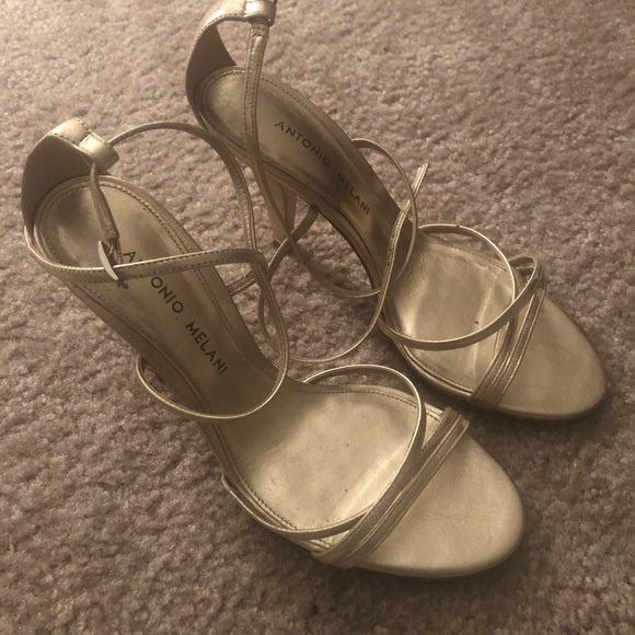 Antonio Melani Women’s Heels - Picture 3 of 4